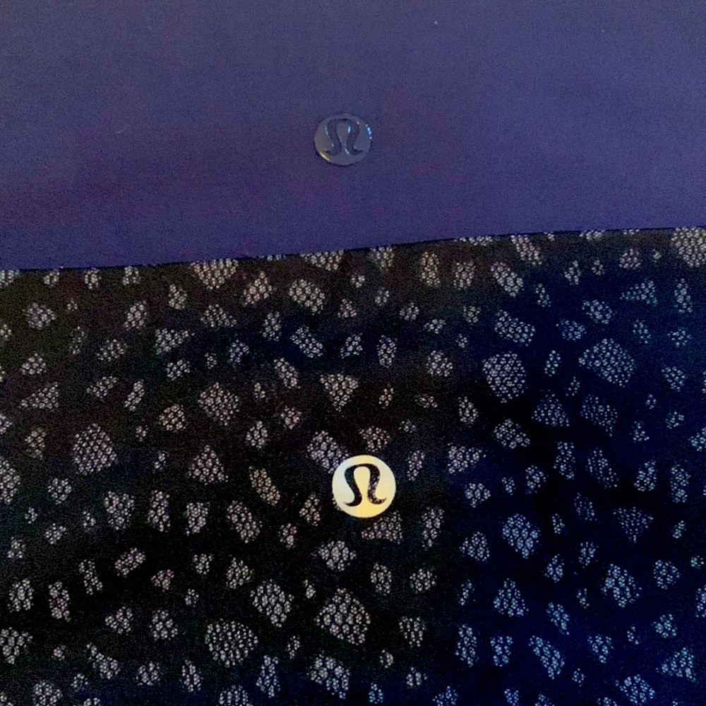2 Pairs of Lululemon, size 6 leggings/yoga pants